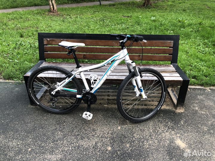 Велосипед женский Cube Access WLS