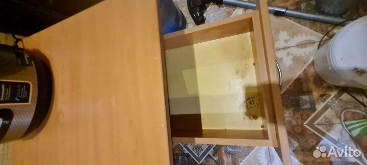 Письменный стол для школьника бу