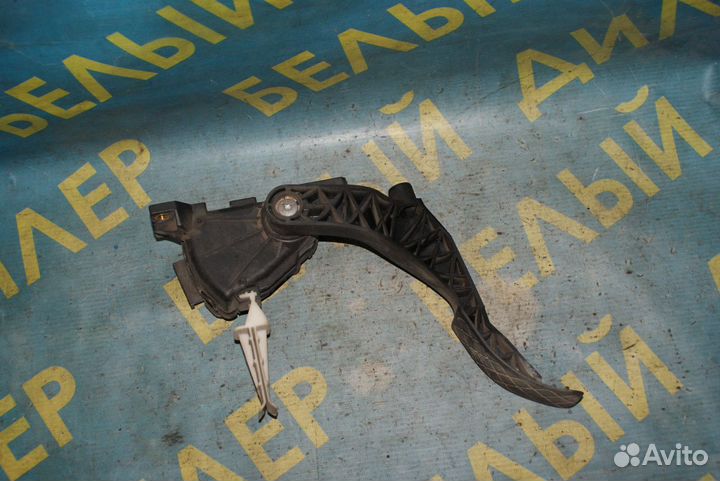Педаль газа Volkswagen Golf 4 Variant
