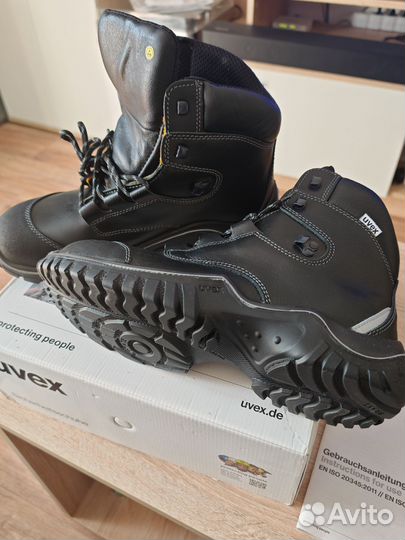 Ботинки защитные uvex