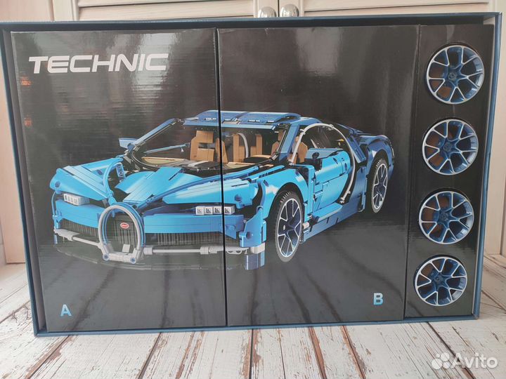 Lego Technic 42083 Bugatti Chiron аналог