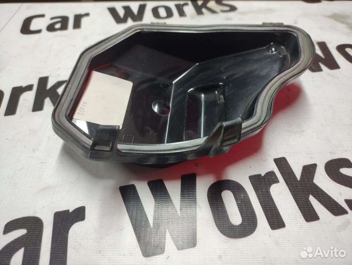 Крышка фары E60/E61 до рест. перед, левая сторона