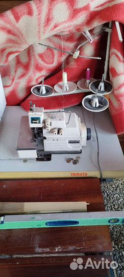 Оверлок yamata gn 800-5