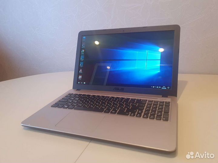 Ноутбук asus R540Y