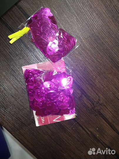 Конфетти в виде сердец