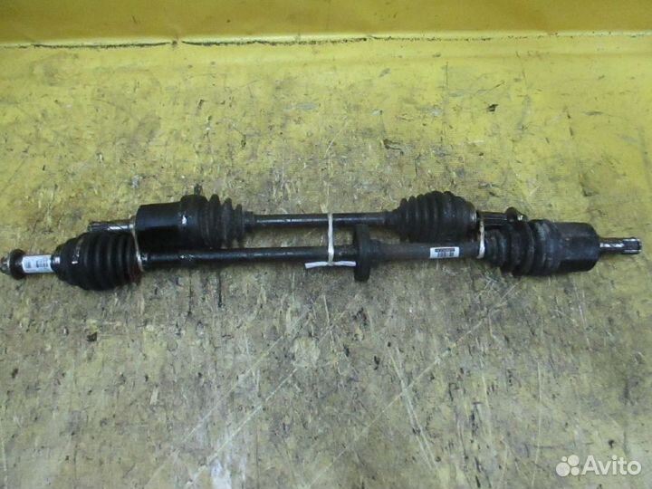 Привод на Mazda Demio DW3W B3