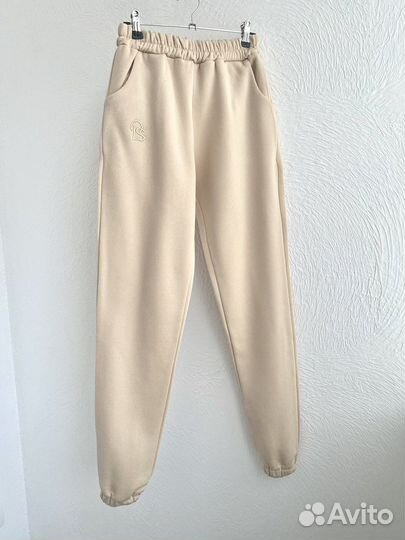 Костюм спортивный бежевый женский двойка 40 42 46