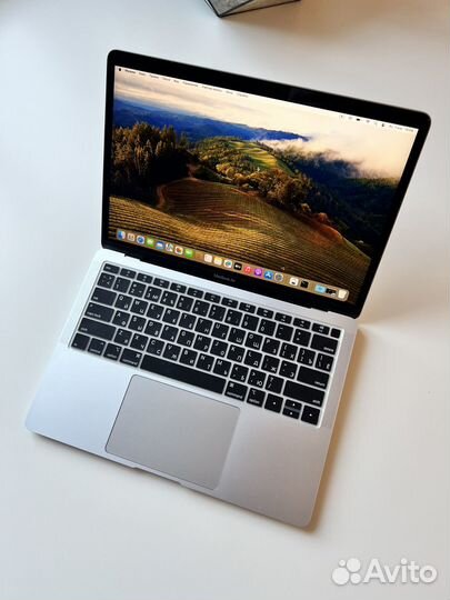 MacBook Air 13” M1 2021г. 16GB RAM, 256GB SSD