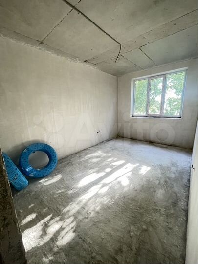 3-к. квартира, 91 м², 2/4 эт.