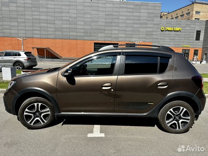 Renault Sandero Stepway 1.6 CVT, 2021, 36 484 км