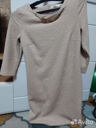 Продам платья