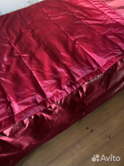 Покрывало на кроватать