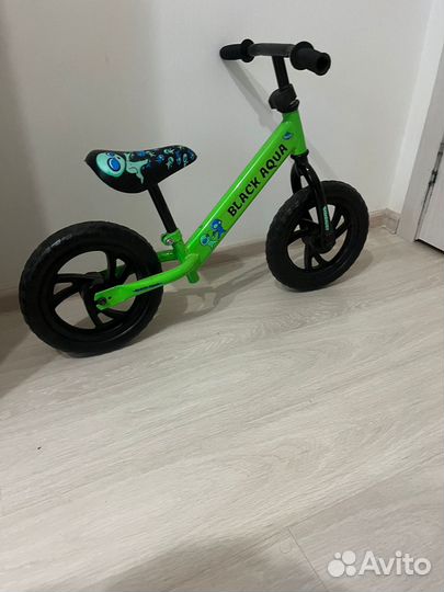 Беговел детский бу