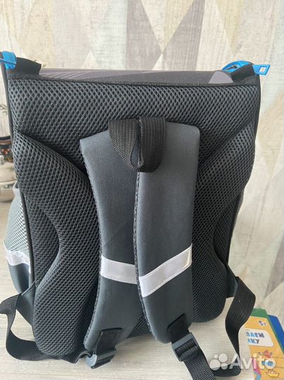 Школьный рюкзак новый