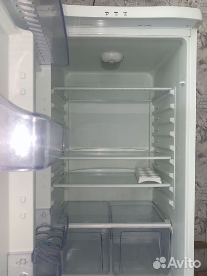 Холодильник Zanussi б/у рабочее состояние