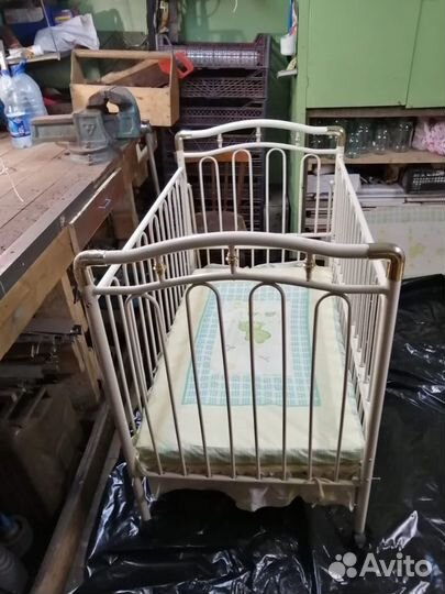 Кроватка детская (для новорожденного)