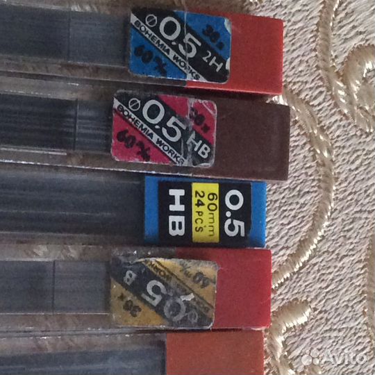 Грифели Kohinor и Bohemia для авт. карандаша