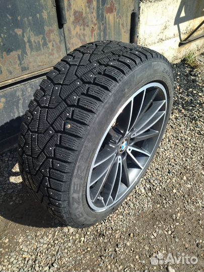 Pirelli P Zero Nero 245/45 R19