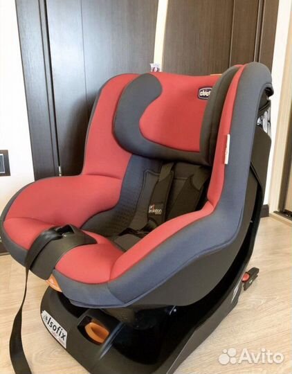 Автокресло chicco