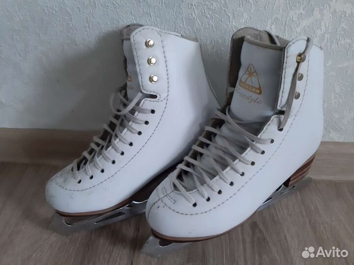 Фигурные коньки Jackson freestyle 2,5 С
