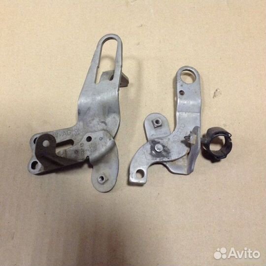 Кронштейн / двс Volkswagen Amarok пикап 2.0 2012