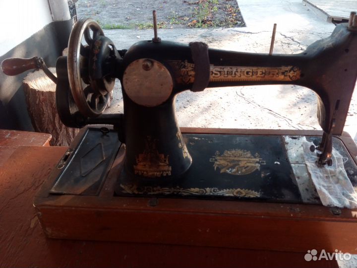 Швейная машинка Singer 1901 года выпуска