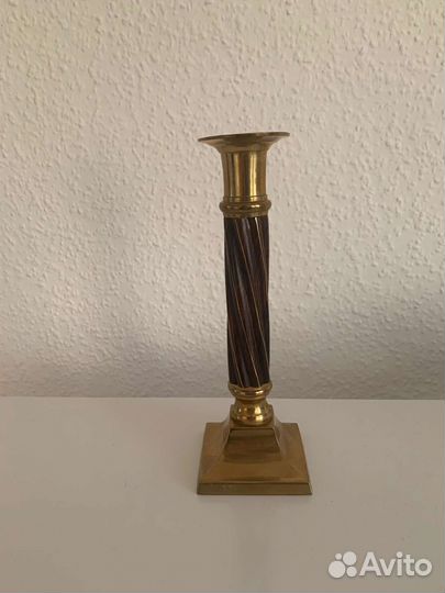 Подсвечник, латунь/дерево. Европа,винтаж