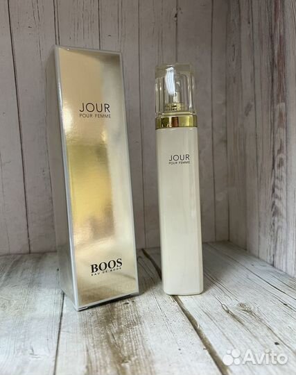 Hugo Boss - Парфюмерная вода Jour Pour Femme 75 ml
