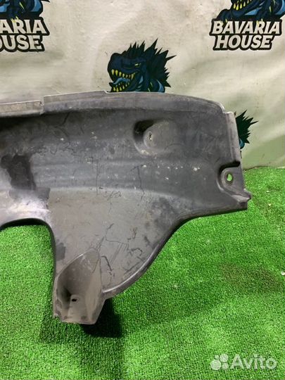 Подкрылок задний левый Bmw X3 E83 N52B30AF 2007