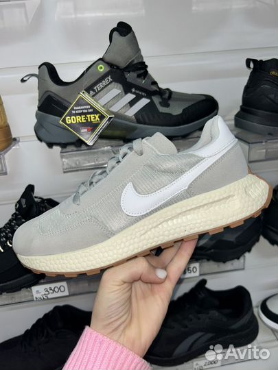 Кроссовки демисезонные Nike