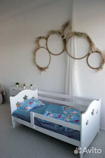 Кроватка берёза сингл с бортиком от 2х лет