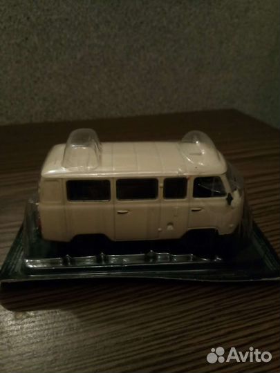 Модель автомобиля уаз-452В