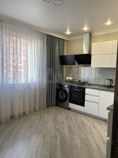 2-к. квартира, 60 м², 3/9 эт.