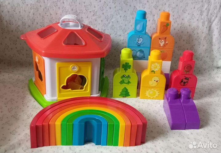 Развивающие игрушки пакетом 9м+