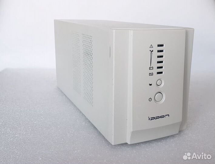 Ippon Smart Power PRO 2000