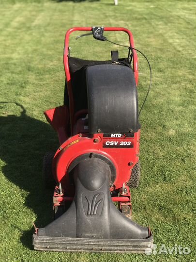 Садовый пылесос бензиновый самоходный