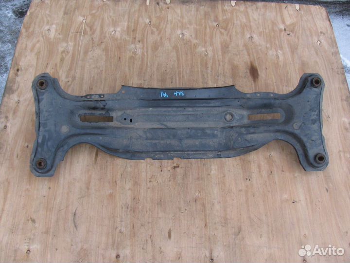 Задняя балка Toyota Highlander Lexus RX350 ES300