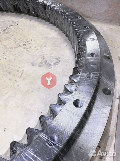 Опорно-поворотный круг Hyundai 81N6-00021