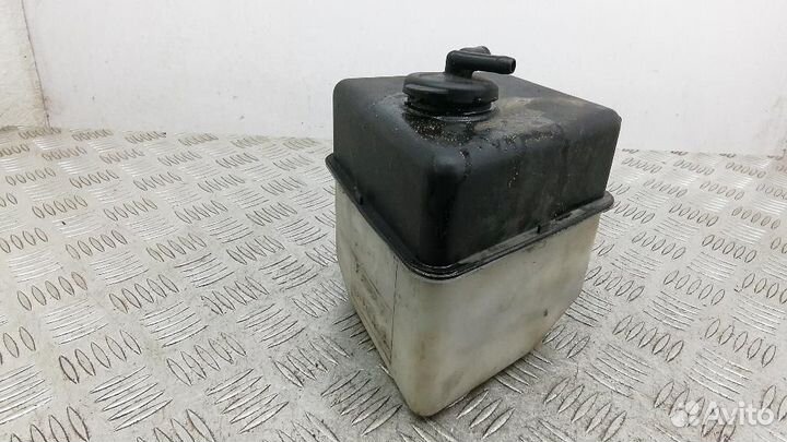 Бачок расширительный Hyundai Terracan