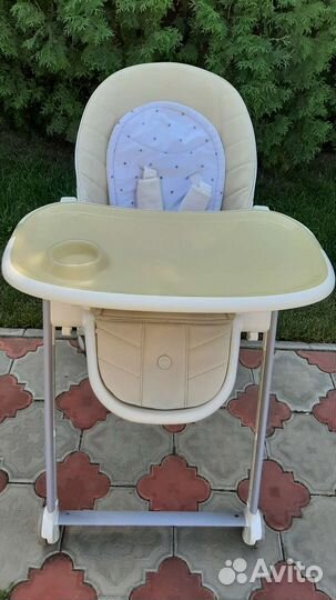 Детский стульчик для кормления