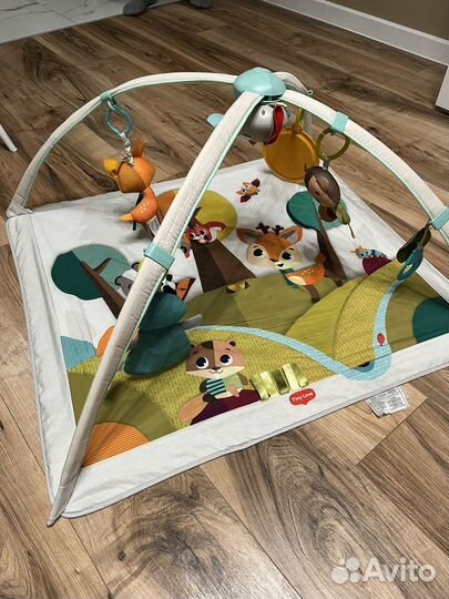 Развивающий коврик tiny love сказочный лес