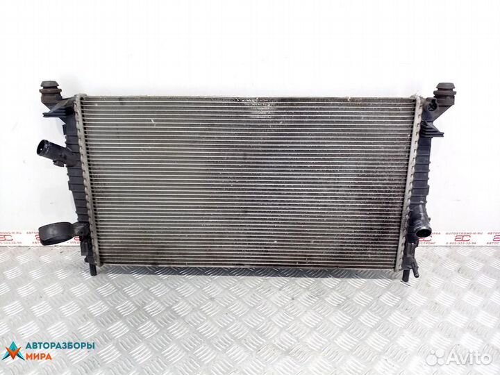 Радиатор (основной) Volvo C30 2009 30741094
