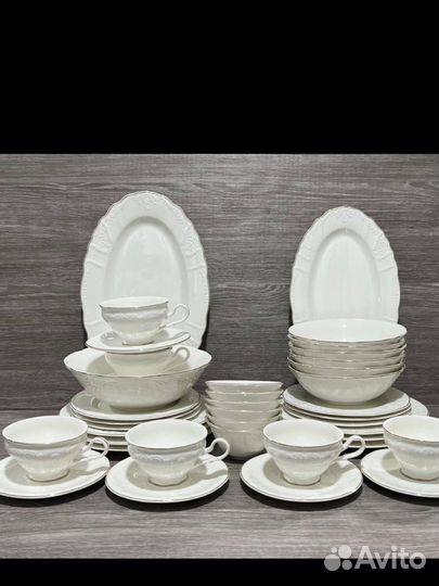 Набор столовой посуды на 6 персон