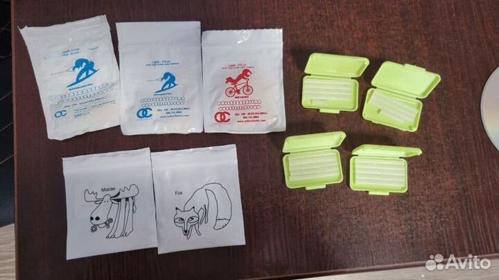 Резинки и воск для брекетов бу отдам бесплатно