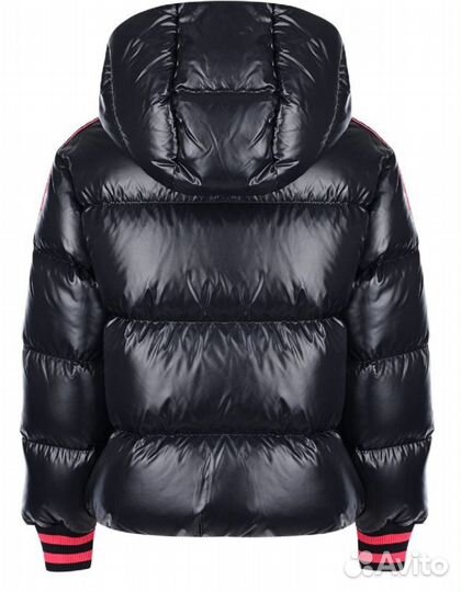 Пуховик, оригинал Moncler, 140 см