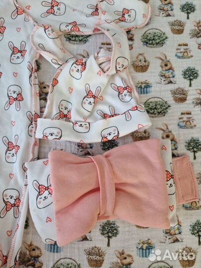 Комбинезон с шапочкой