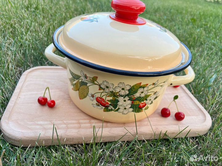 Кастрюля эмалированная СССР