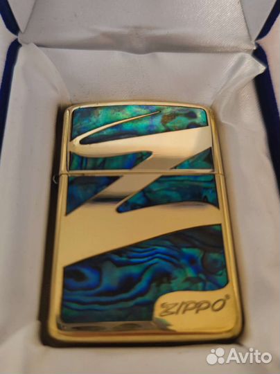 Зажигалка zippo armor Z бензиновая