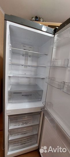 Холодильник LG