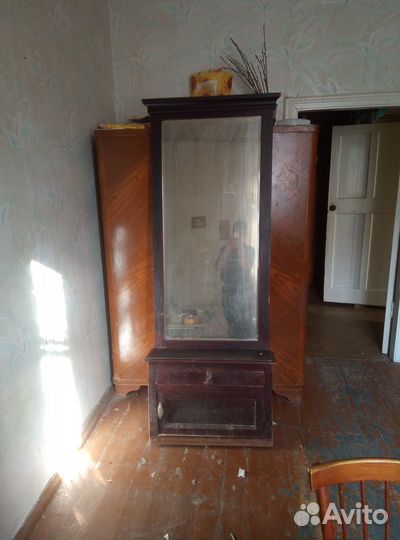 Продам старинное трюмо